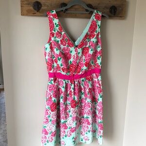 Vineyard Vines Run For The Rose silk dress.